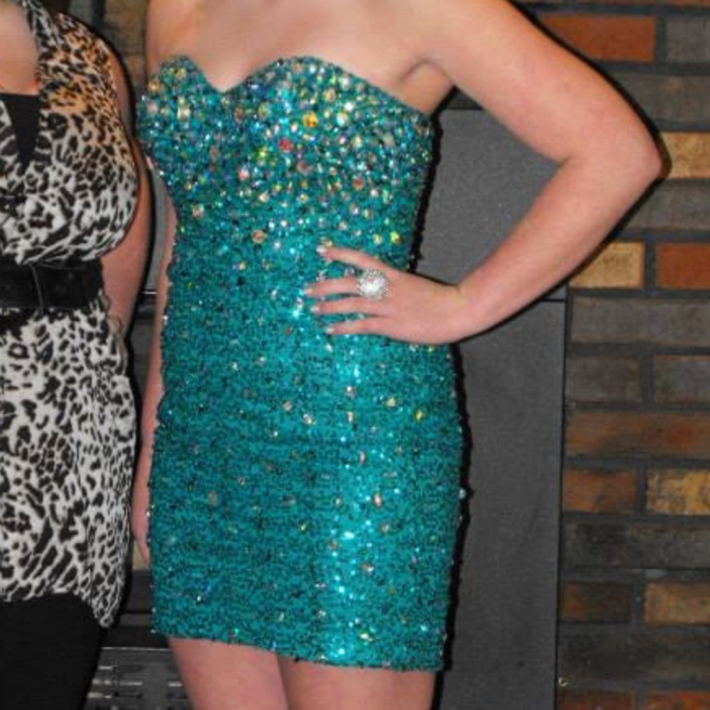 Angela & Alison Dress Size 4!